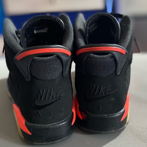 RETRO JORDAN 6 (BIG KIDS) - Picture 5 of 5